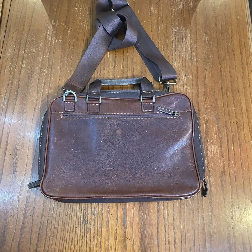 BOCONI Brown Distressed Leather Laptop Briefcase 16